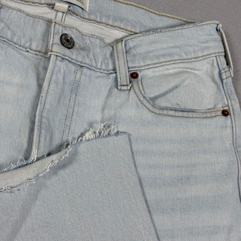 Abercrombie & Fitch The Baggy Low Rise Jeans Light Wash Raw Hem Womens 27 4R